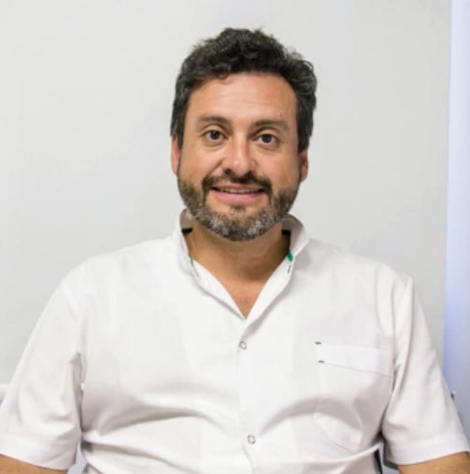 Dr. Gustavo Rodríguez